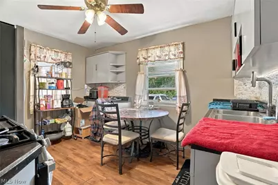 13613 Harold Avenue, Loveland, OH 44135 - Photo 11