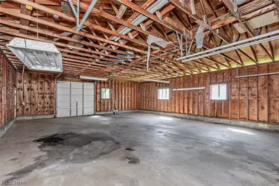 10300 Brian Drive, Painesville, OH 44077 - Photo 15