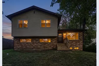 1302 East Avenue, Akron, OH 44307 - Photo 1