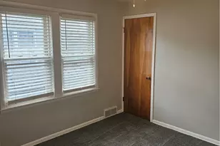 1198 Burkhardt Ave, Akron, OH 44301 - Photo 7