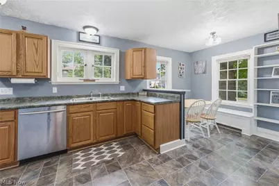 325 Vincent Street, Alliance, OH 44601 - Photo 17