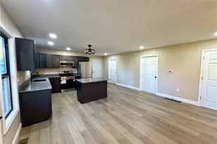 155 E Spring St, Cadiz, OH 43907 - Photo 7