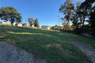 155 E Spring St, Cadiz, OH 43907 - Photo 5