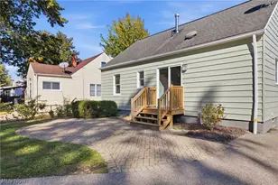 4276 Grove Ave, Willoughby, OH 44094 - Photo 3