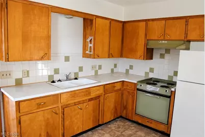 2350-2352 Nicholas Avenue, Akron, OH 44305 - Photo 9
