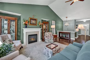 4326 Tudor Dr, Willoughby, OH 44094 - Photo 5