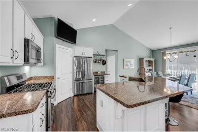 4326 Tudor Drive, Willoughby, OH 44094 - Photo 9
