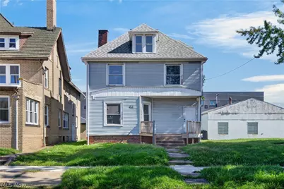 1226 Logan Avenue NW, Canton, OH 44703 - Photo 1