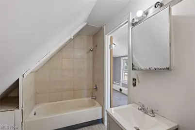 1226 Logan Avenue NW, Canton, OH 44703 - Photo 35