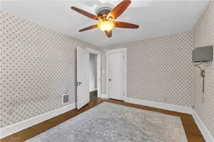1270 Lakeland Ave, Oakwood, OH 44107 - Photo 9