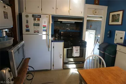 268 E 151 Street, Loveland, OH 44110 - Photo 9