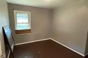 5902 Gertrude Ave, Loveland, OH 44105 - Photo 13