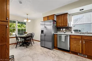 115 Pine Hollow Cir, Chardon, OH 44024 - Photo 9