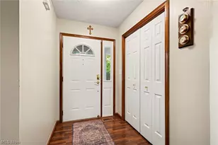 115 Pine Hollow Cir, Chardon, OH 44024 - Photo 3