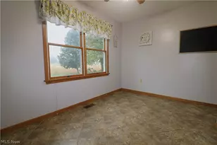 14 Manchester Dr, Norwalk, OH 44857 - Photo 9
