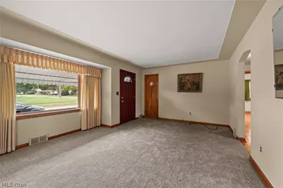 3250 Pole Avenue, Lorain, OH 44053 - Photo 5