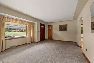 3250 Pole Ave, Lorain, OH 44053 - Photo 5