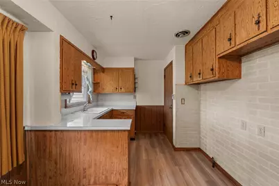 3250 Pole Avenue, Lorain, OH 44053 - Photo 11
