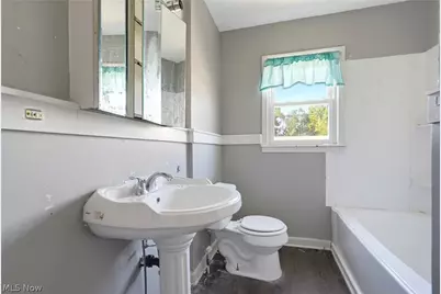 703 14th Street NE, Canton, OH 44714 - Photo 13