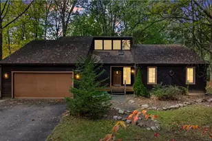 3626 Antoinette Dr, Cuyahoga Falls, OH 44223 - Photo 1