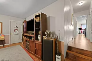 1887 W Beech St, Alliance, OH 44601 - Photo 11