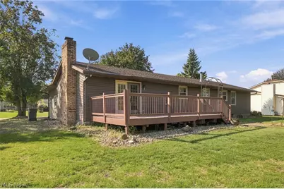 3821 Apache Street NW, Uniontown, OH 44685 - Photo 35