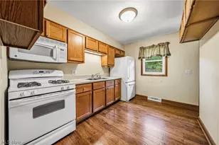 129/131 Arlington Ave, Painesville, OH 44077 - Photo 7