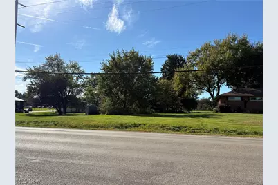 6017 Middlebranch Avenue NE, Canton, OH 44721 - Photo 1