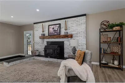 11829 Marlboro Avenue NE, Alliance, OH 44601 - Photo 5
