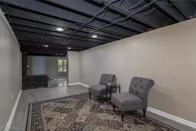 11829 Marlboro Avenue NE, Alliance, OH 44601 - Photo 23