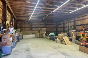 10693 Cadiz Rd, Cambridge, OH 43725 - Photo 11