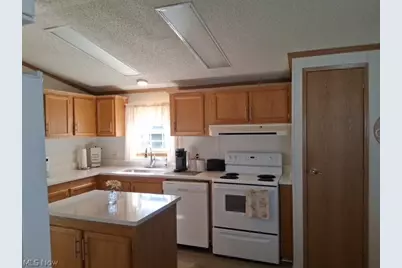 2656 Lake Breeze, Madison, OH 44057 - Photo 13