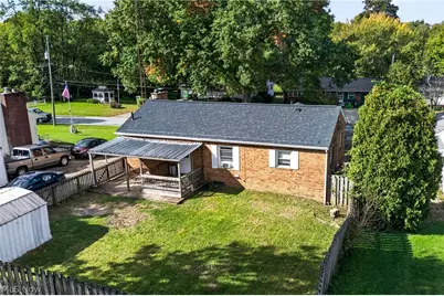 324 Parkway Boulevard, Alliance, OH 44601 - Photo 3