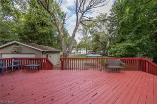 1949 Auten Dr, Akron, OH 44320 - Photo 29