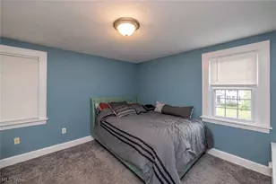 1949 Auten Dr, Akron, OH 44320 - Photo 11