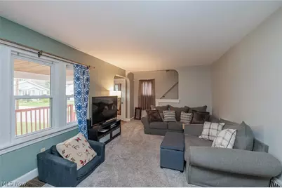 1949 Auten Drive, Akron, OH 44320 - Photo 9