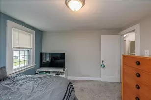 1949 Auten Dr, Akron, OH 44320 - Photo 13