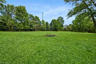 3864 State Rd S, Ashtabula, OH 44004 - Photo 43