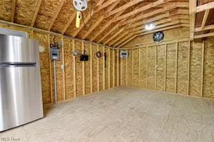 3864 State Rd S, Ashtabula, OH 44004 - Photo 39