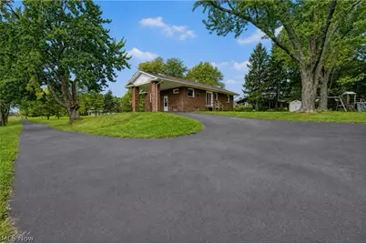 3864 State Road S, Ashtabula, OH 44004 - Photo 7