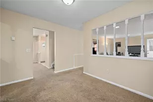 4812 Briarwood Dr, Lorain, OH 44053 - Photo 11