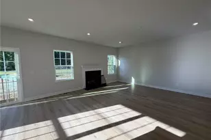 36044 Bridge Hampton Ln, North Ridgeville, OH 44039 - Photo 5