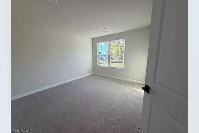 36044 Bridge Hampton Lane, North Ridgeville, OH 44039 - Photo 17