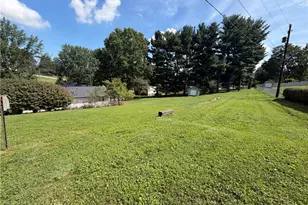 430 Hazelwood Dr SW, New Philadelphia, OH 44663 - Photo 43