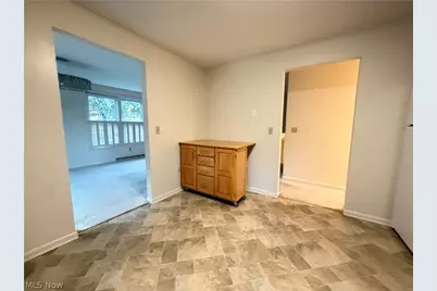 430 Hazelwood Drive SW, New Philadelphia, OH 44663 - Photo 15