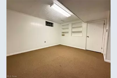 430 Hazelwood Drive SW, New Philadelphia, OH 44663 - Photo 29