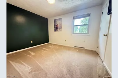 430 Hazelwood Drive SW, New Philadelphia, OH 44663 - Photo 21