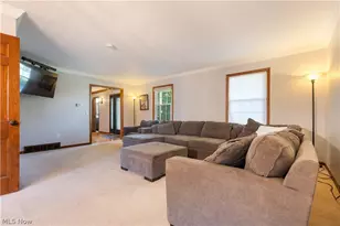 6945 Ponteberry St NW, Canton, OH 44718 - Photo 9