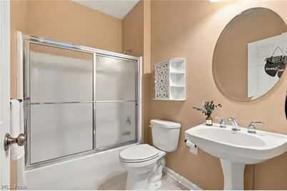 32925 Titus Hill Lane, Avon Lake, OH 44012 - Photo 7