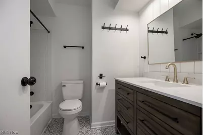 634 N Hawkins Avenue, Akron, OH 44313 - Photo 25